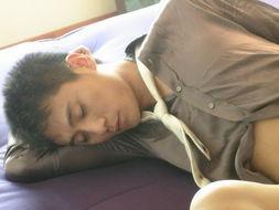 明星怎样睡觉最快,揭秘他们如何快速入睡