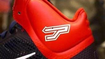 明星红色签名鞋,时尚潮流的象征与个性表达